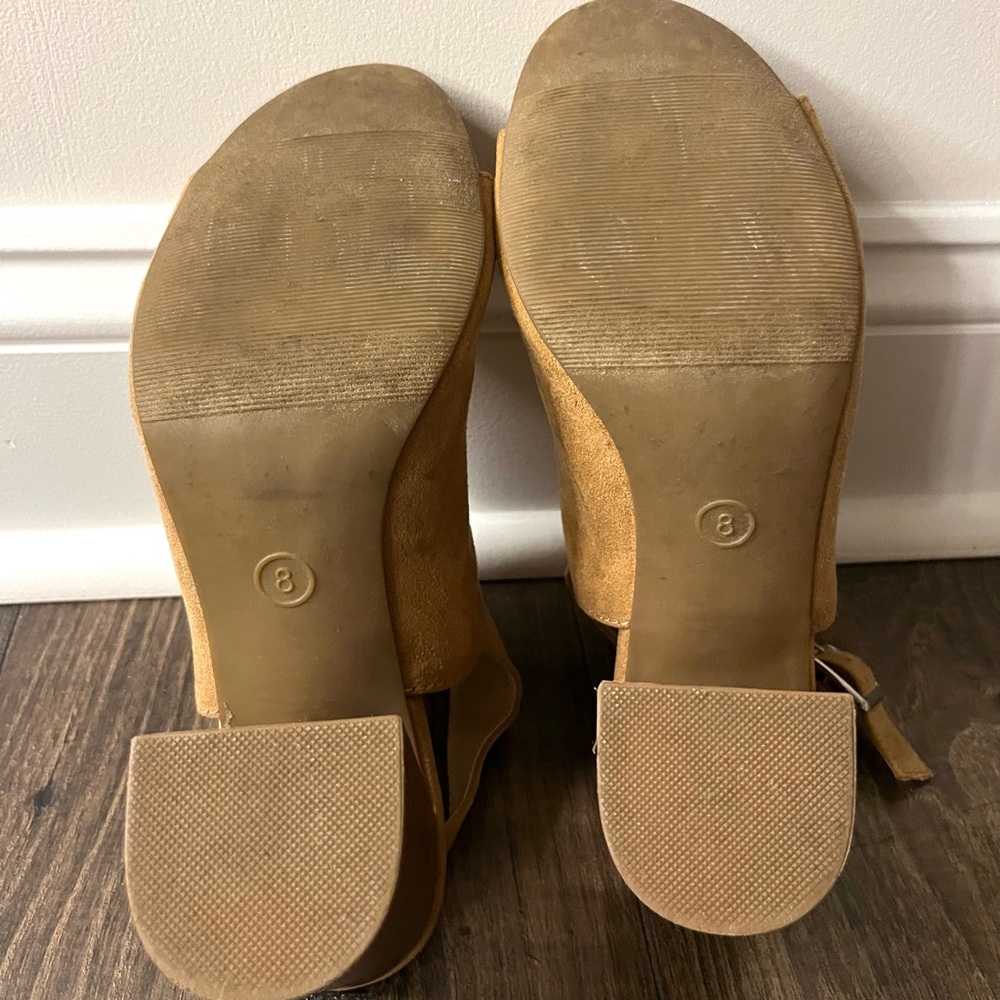 A NEW DAY - Tan Suede Open Toe Heels - Women’s Size 8 - Picture 6 of 7